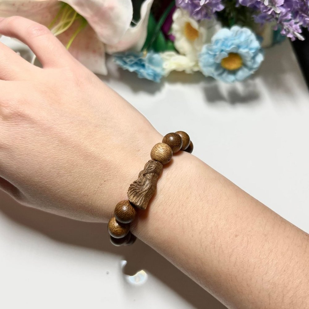 Agarwood Bracelet with Fox Shape Charm